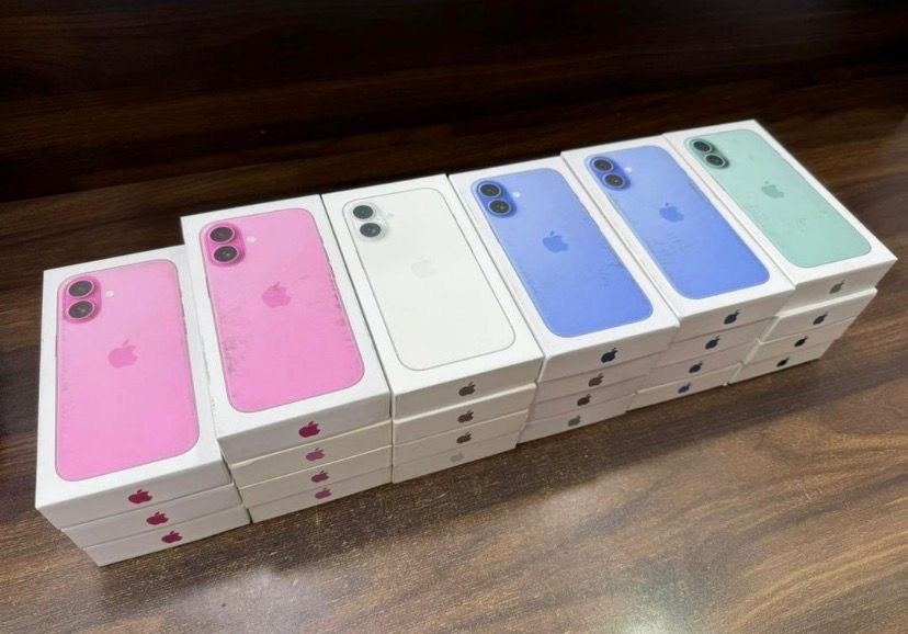 iPhone 16 - Image 2