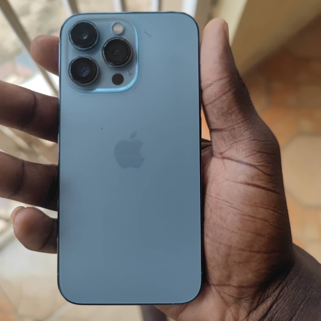 Iphone 13pro - Image 2