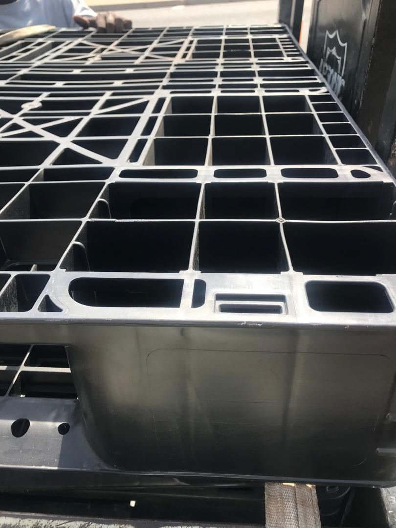 Plastic Pallet for sale in Ghana