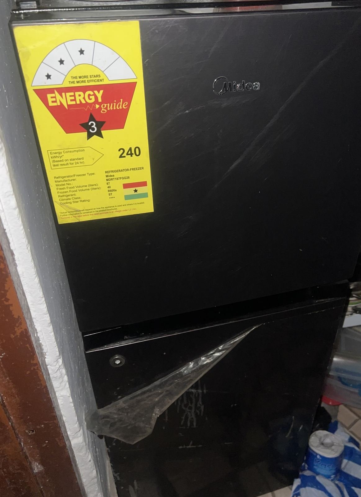 Refrigerator - Image 2